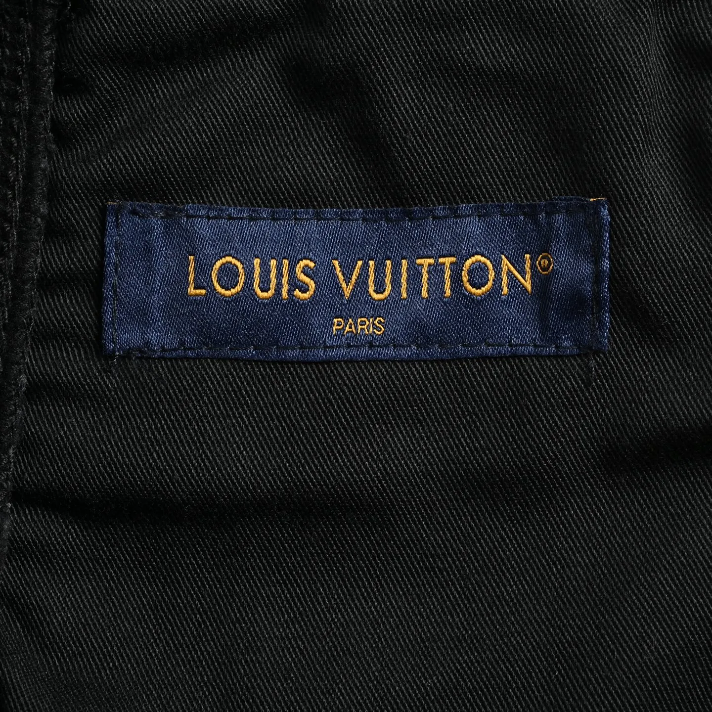 Louis Vuitton/Louis Vuitton presbyopic embossed denim shorts